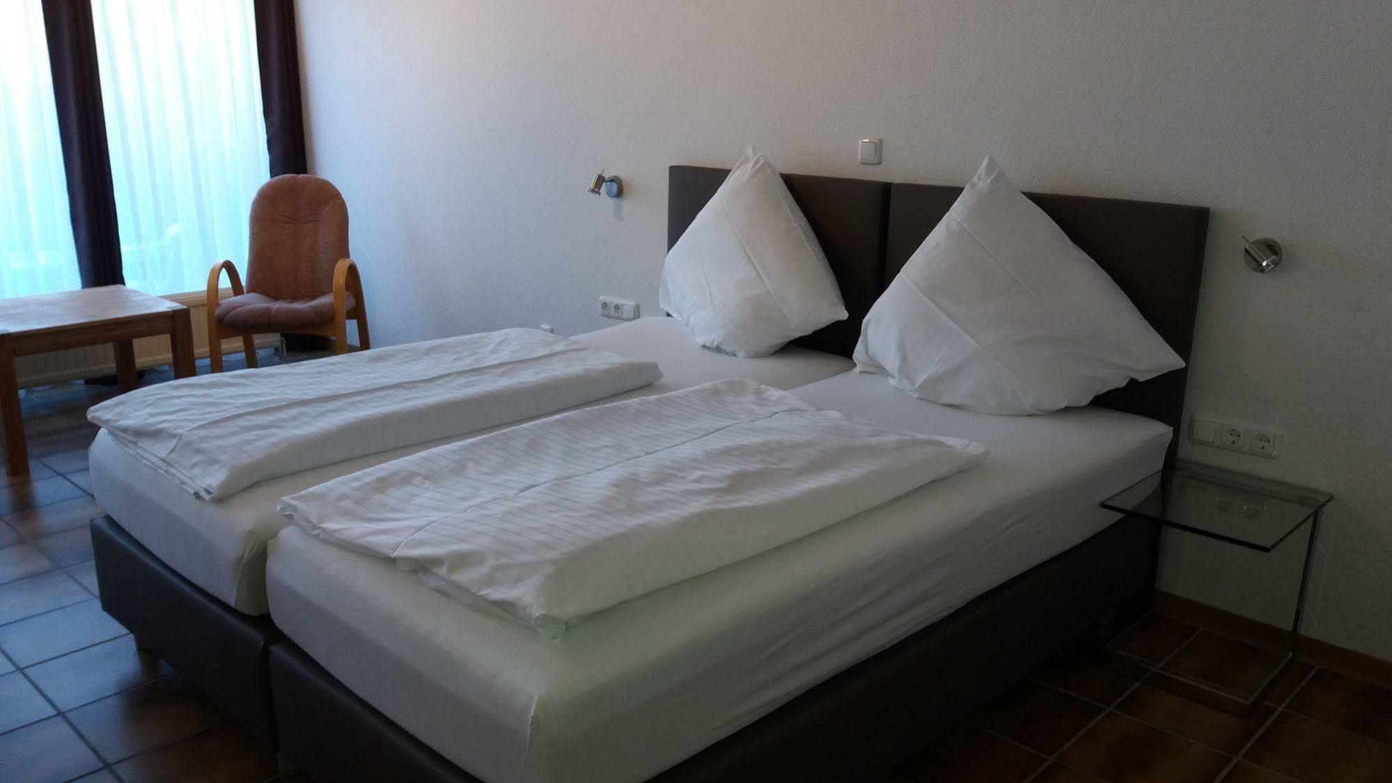 Forsthaus Alter Foerster Hotel Bad Oeynhausen Ngoại thất bức ảnh